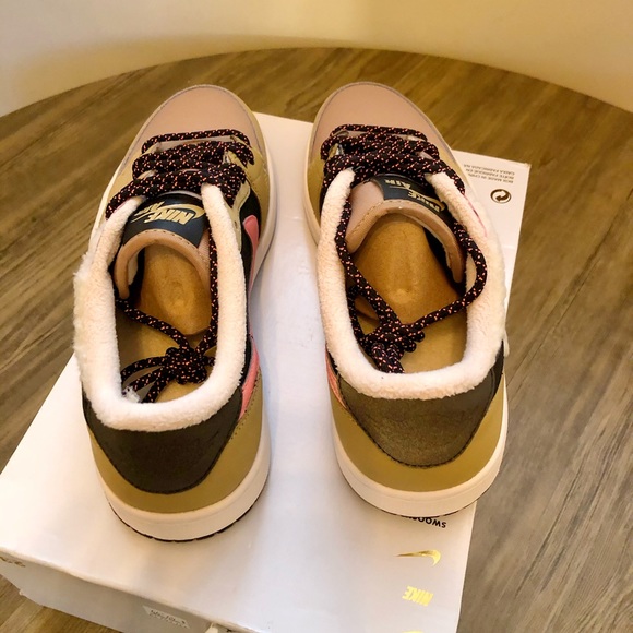 NEW - women’s Air Jordan 1 Retro Low OV - Picture 6 of 6